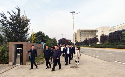 團(tuán)市委、市貿(mào)促會(huì)、市青企協(xié)一行到工投集團(tuán)涇河產(chǎn)業(yè)園考察交流