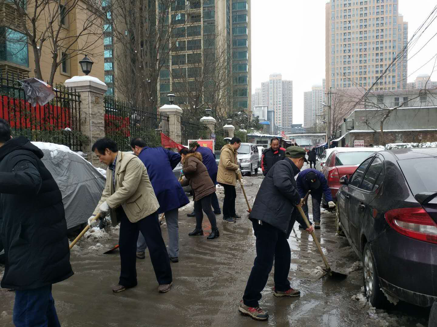 “以雪為令，御雪奮戰(zhàn)” 西安工業(yè)投資集團(tuán)再行動(dòng)